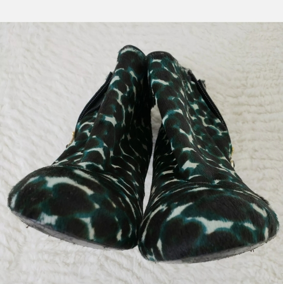 Longchamp size 40 Green Leopard Print Boot Bootie - Picture 7 of 9